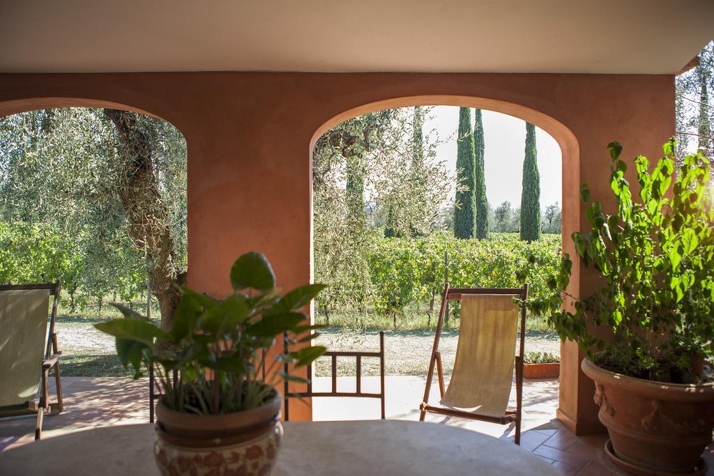 Agriturismo Tra Gli Ulivi, Chiappini Winery โบลเกริ ภายนอก รูปภาพ