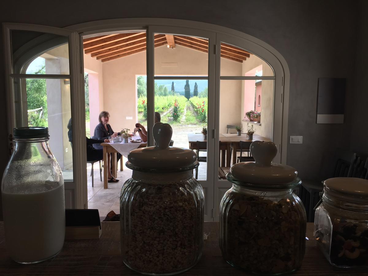 Agriturismo Tra Gli Ulivi, Chiappini Winery โบลเกริ ภายนอก รูปภาพ